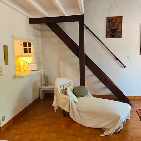 Charming With Pleasant Terrace Apartment *
