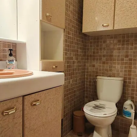 Apartment Charming With Pleasant Terrace *